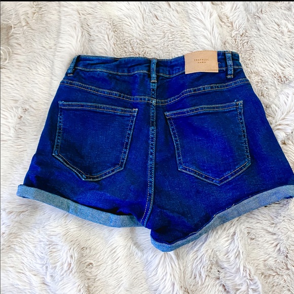 Zara high waisted shorts - Picture 3 of 4